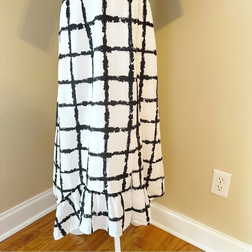 Eshakti Zapelle Fit and Flare Mock Neck Black and White Dress - Large (14) - Picture 3 of 15